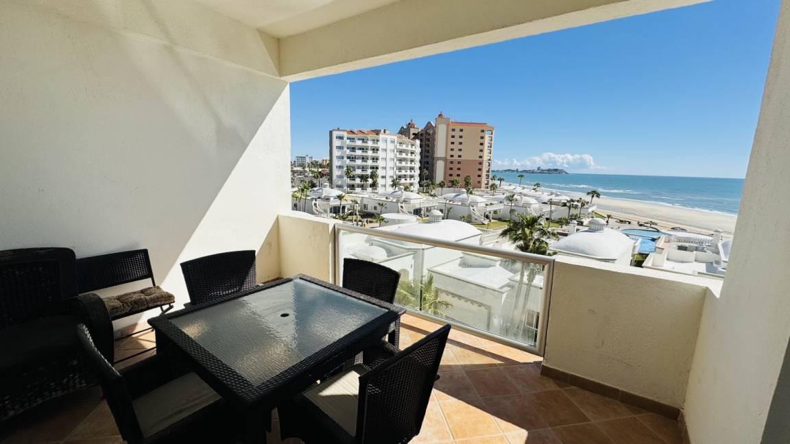 Photo of Patio Balcony in Sandy Beach