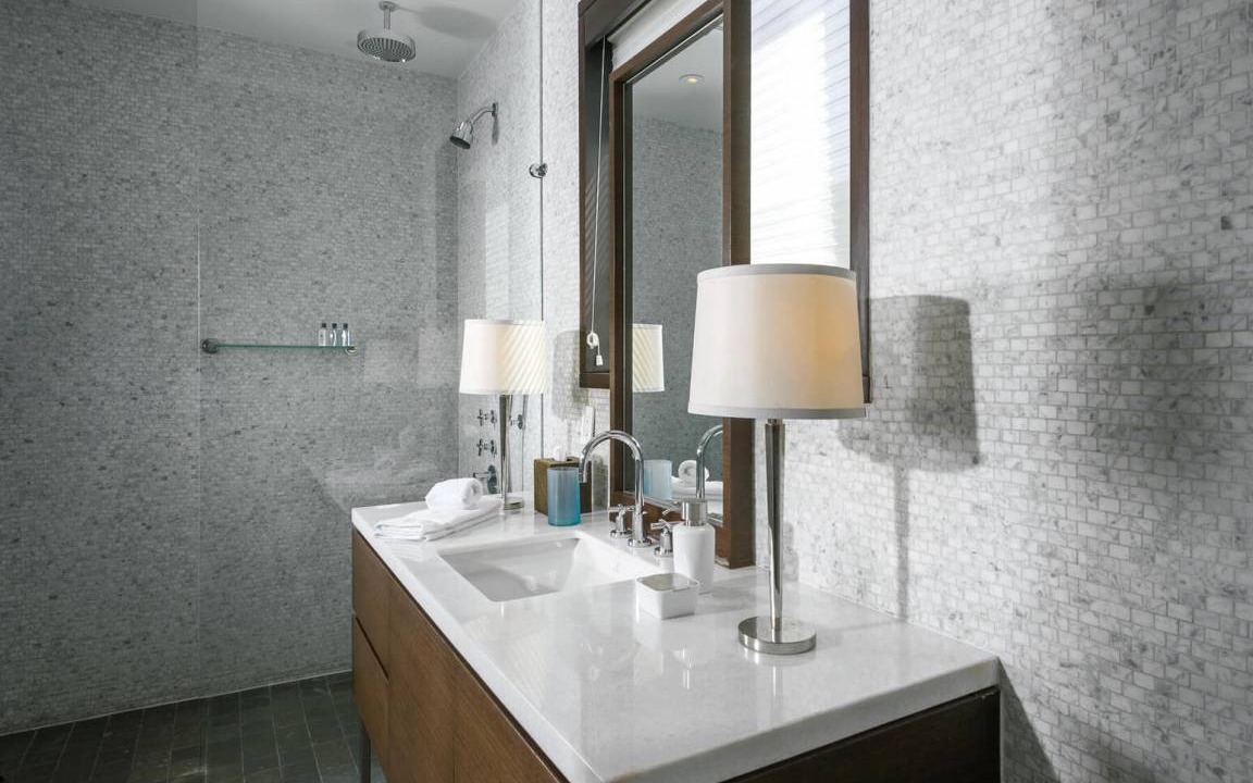 Photo of Bathroom in Buzzards