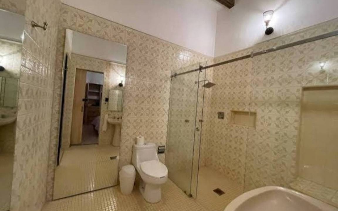 Photo of Bathroom in Historic Centre
