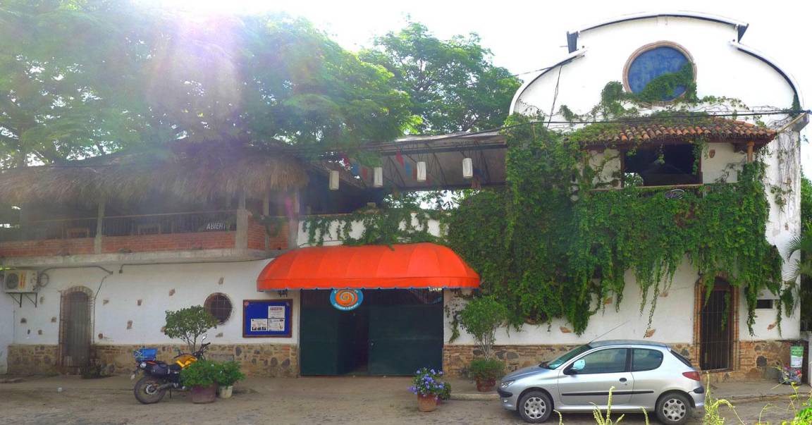 Photo of Buildings in La Cruz de Huanacaxtle