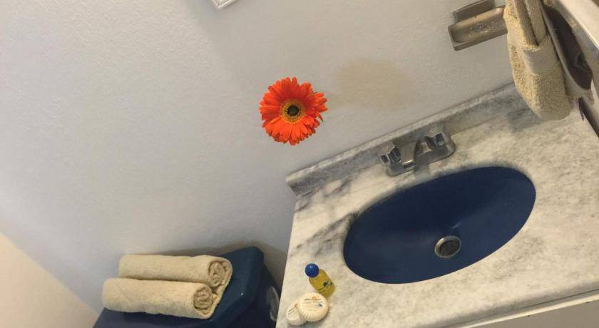 Photo of Bathroom in Balcones Al Mar