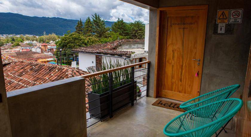 Photo of Patio Balcony in De La Merced