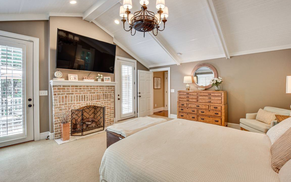 Photo of Bedroom in Greenville - Spartanburg