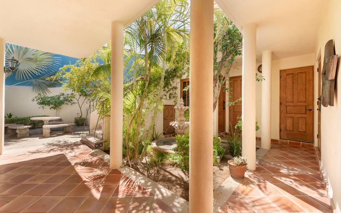 Photo of Patio Balcony in Nopolo