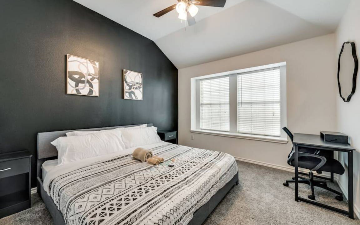 Photo of Bedroom in Euless