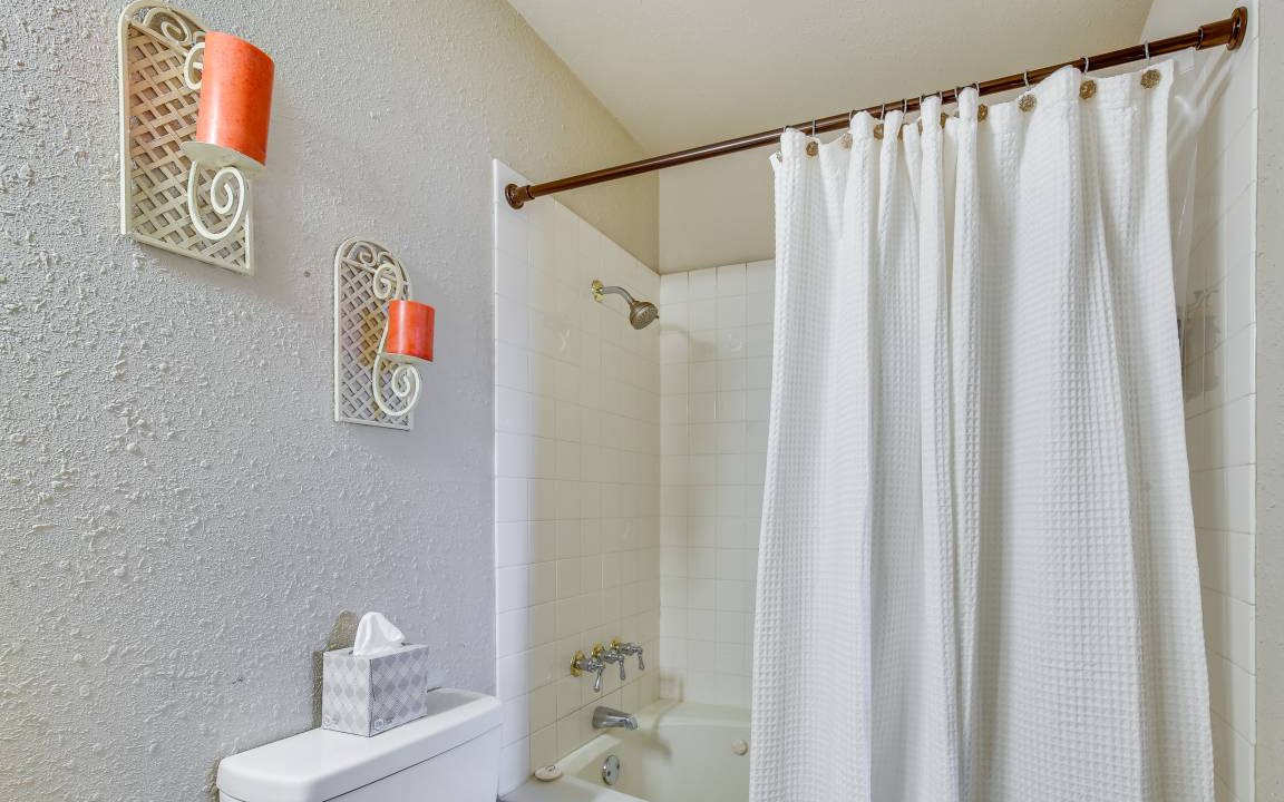 Photo of Bathroom in Yuma