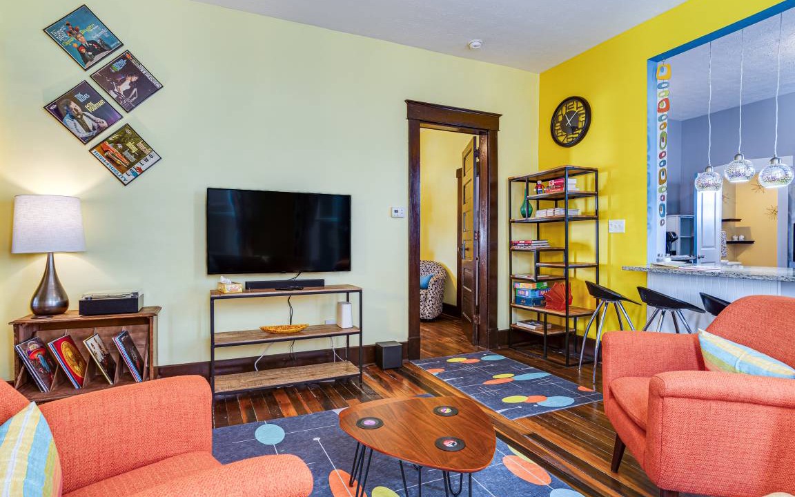 Photo of Livingroom in Fountain Square