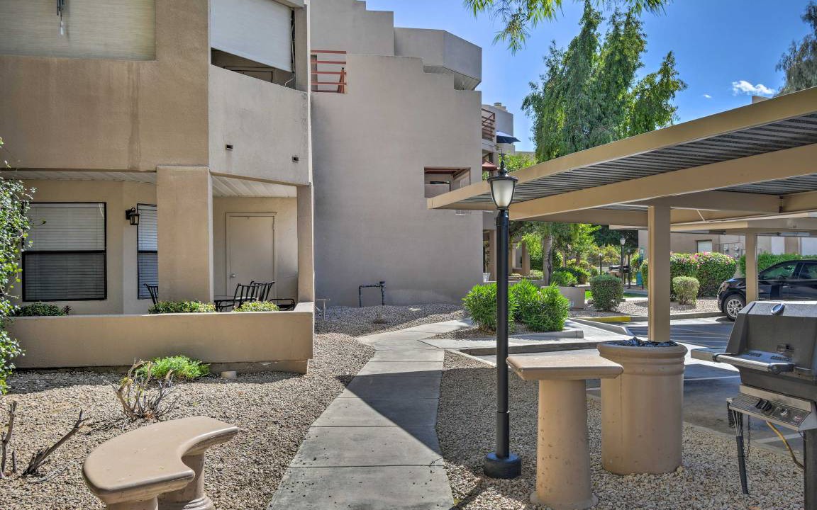 Photo of Others in Paradise Valley Village