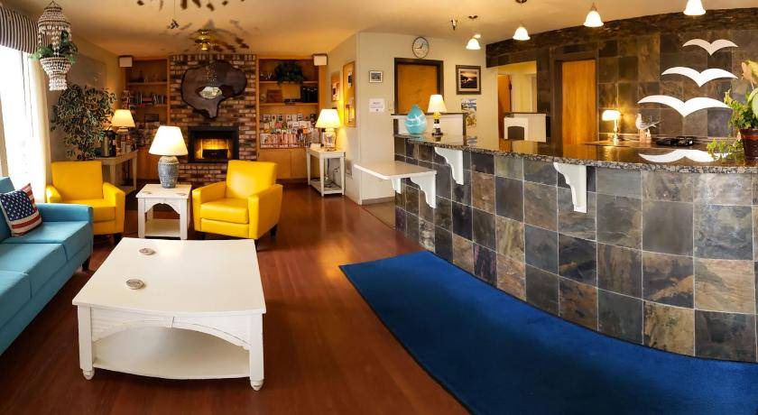 Photo of Livingroom in Fort Bragg