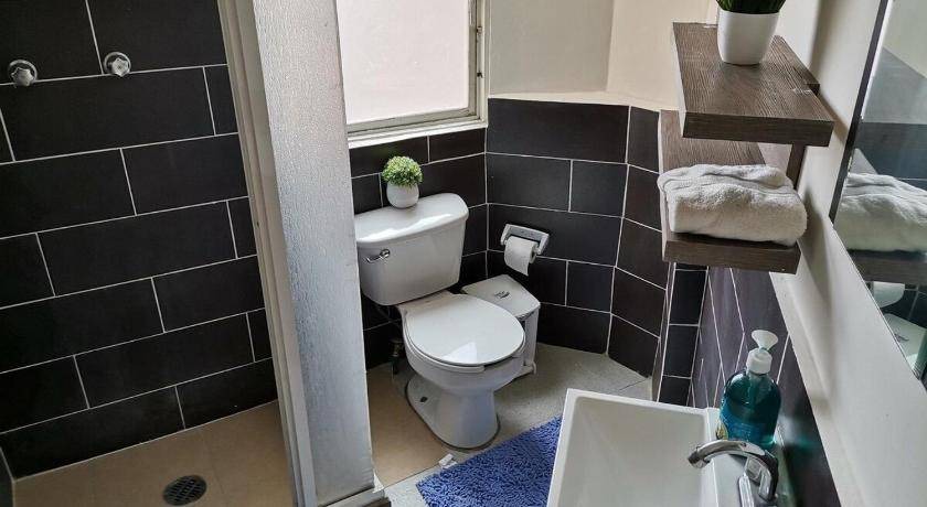 Photo of Bathroom in Colonia Cuauhtemoc