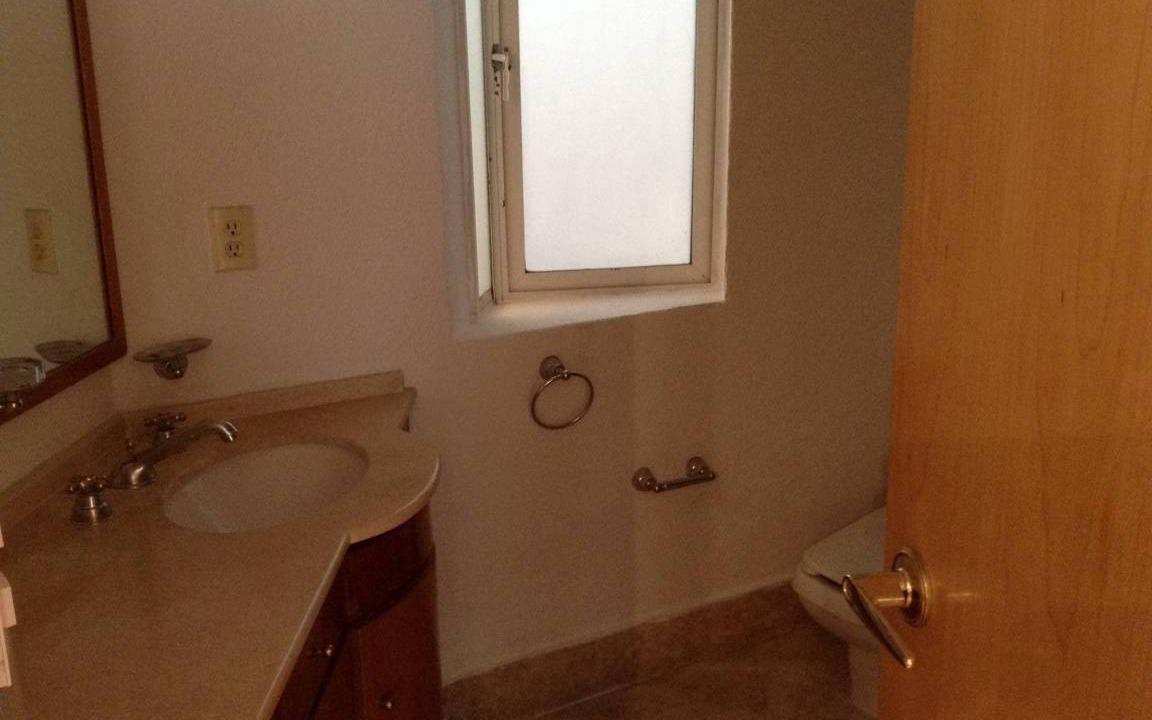 Photo of Bathroom in Bosques de las Lomas