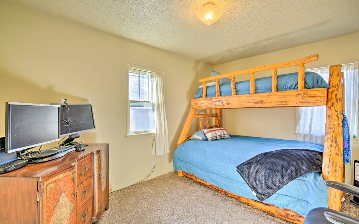 Photo of Bedroom in Canon City