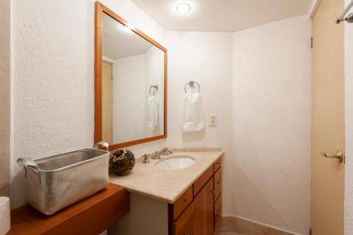 Photo of Bathroom in Bosques de las Lomas