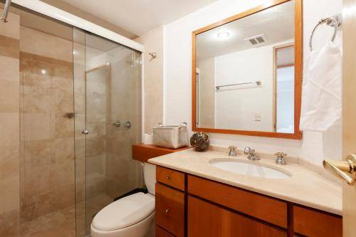 Photo of Bathroom in Bosques de las Lomas