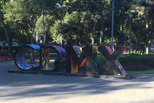 Photo of Buildings in San Miguel Chapultepec