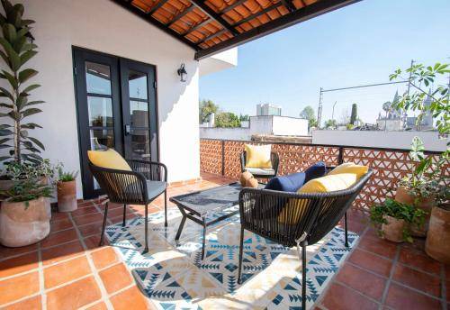 Photo of Patio Balcony in Americana