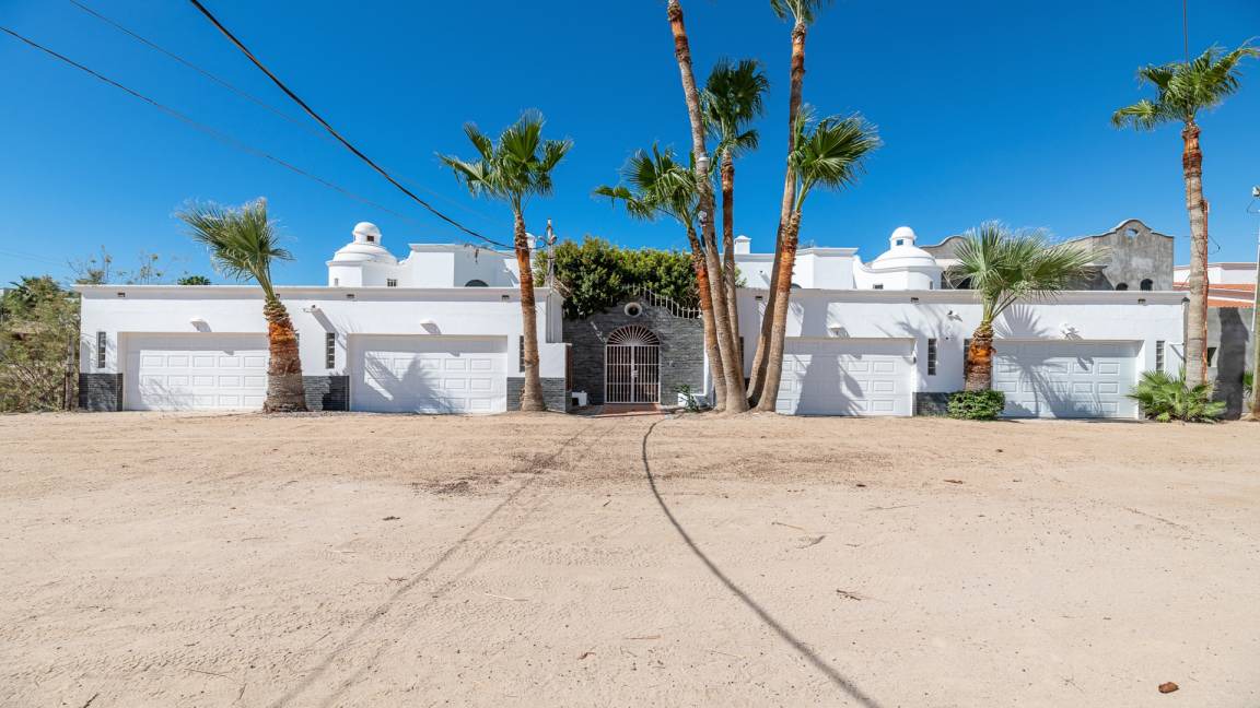 Photo of Buildings in Benito Juarez