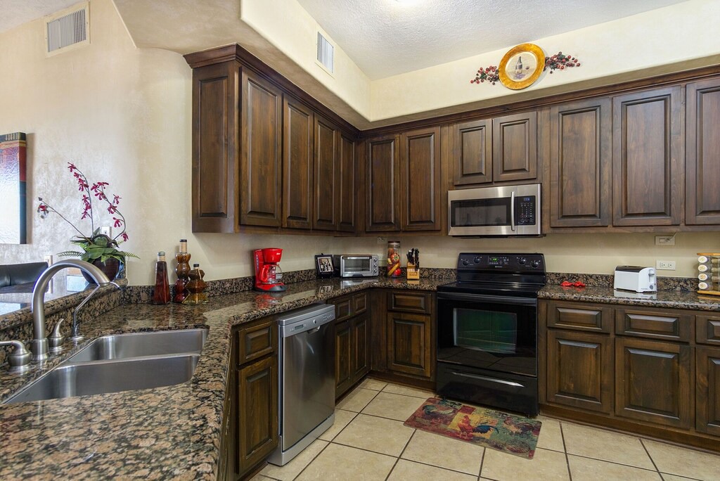 Photo of Kitchen in Sandy Beach
