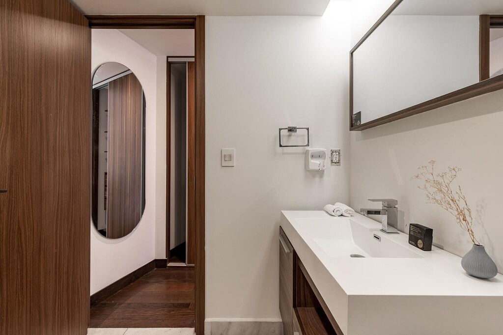 Photo of Bathroom in Lomas de Santa Fe