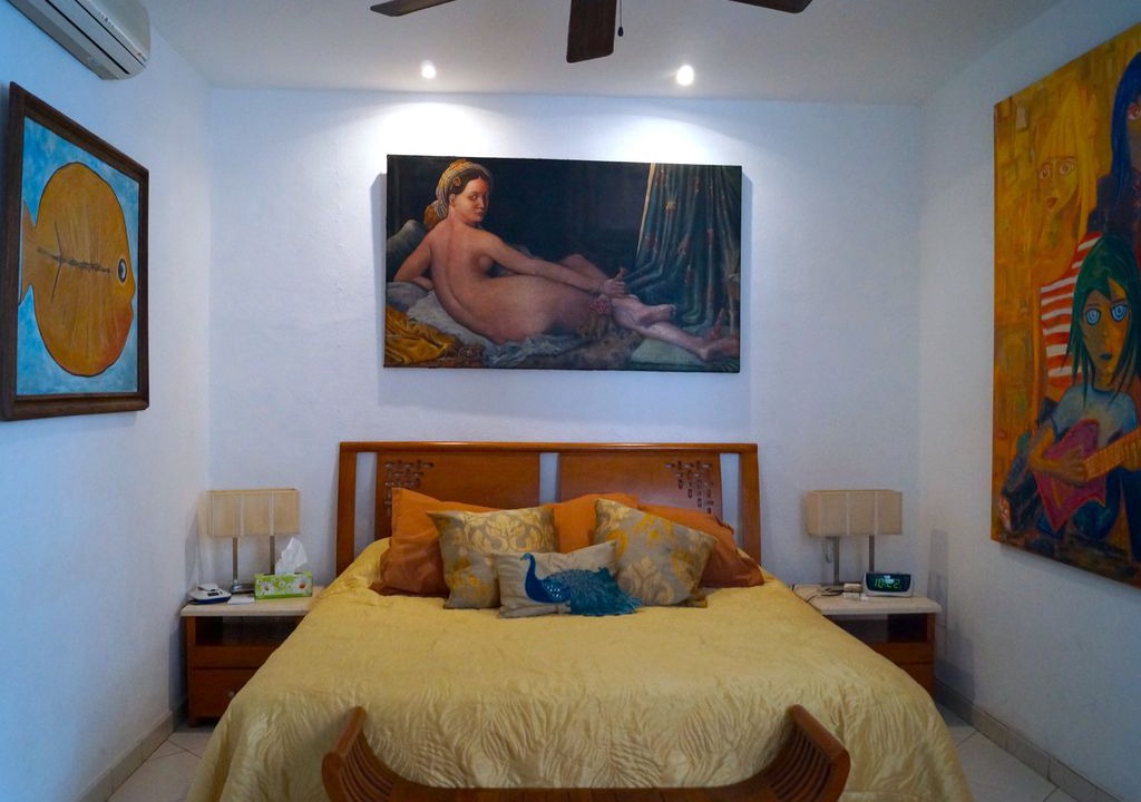 Photo of Bedroom in Romantic Zone