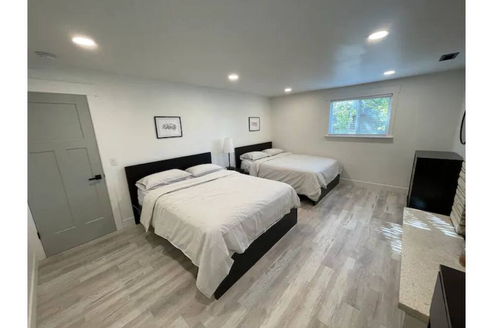 Photo of Bedroom in Millcreek