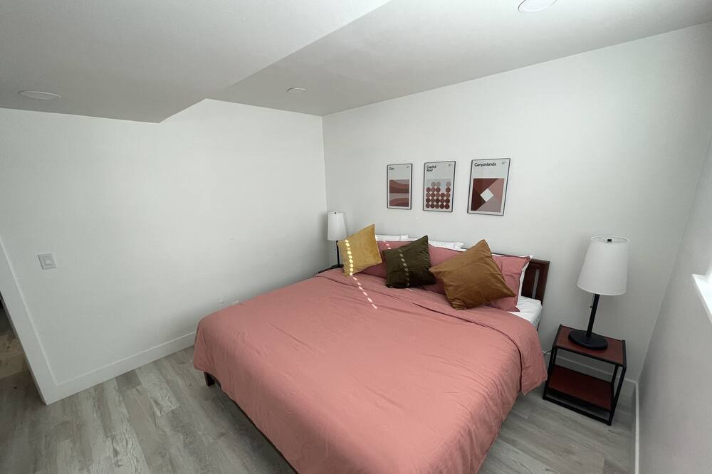 Photo of Bedroom in Millcreek