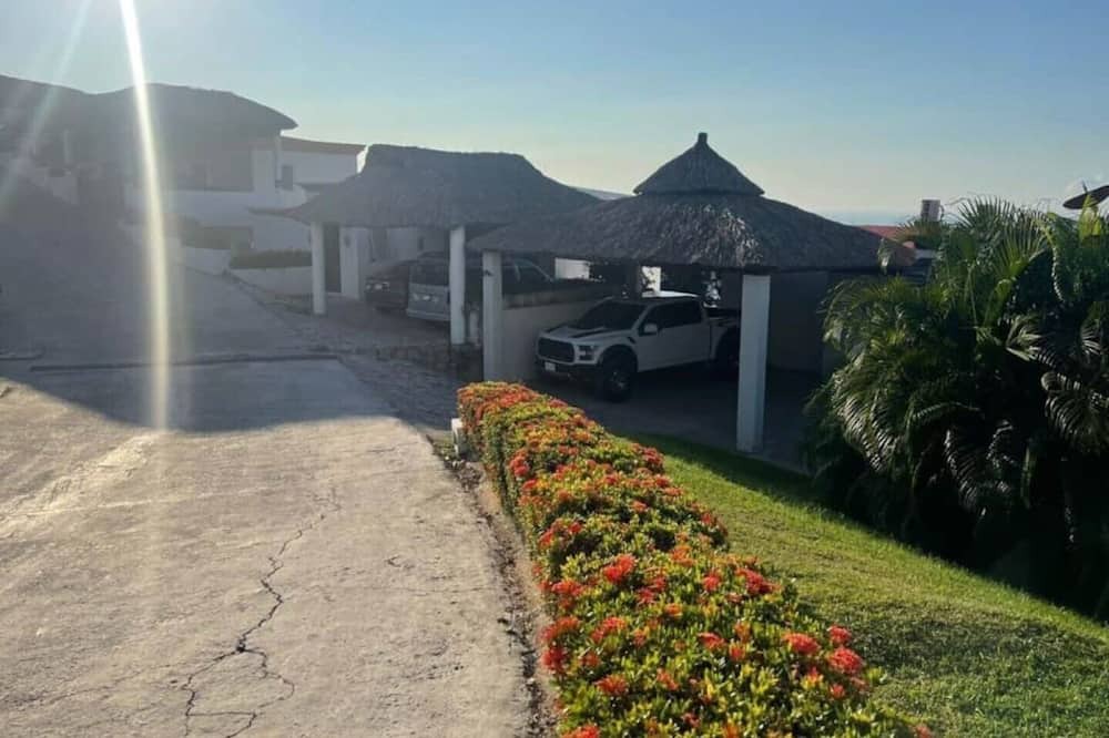 Photo of Outdoor in Brisas del Marques