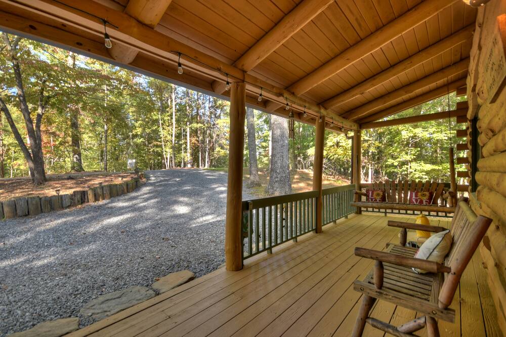Photo of Patio Balcony in Eagle Mountain