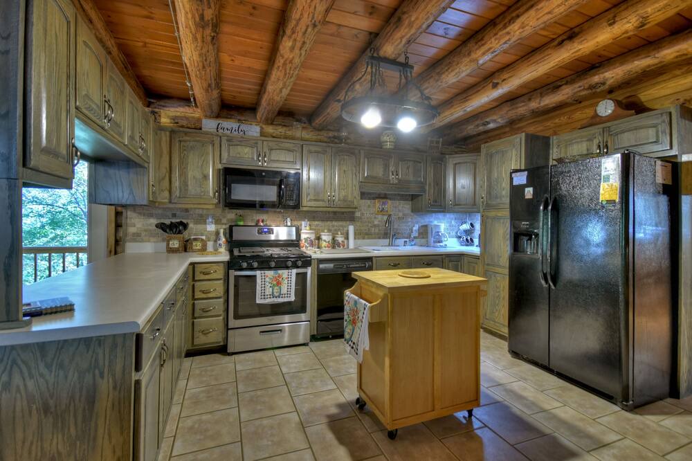 Photo of Kitchen in Eagle Mountain