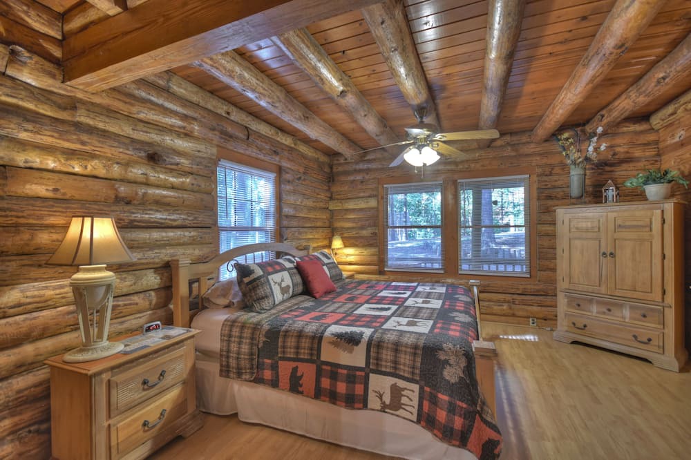 Photo of Bedroom in Eagle Mountain