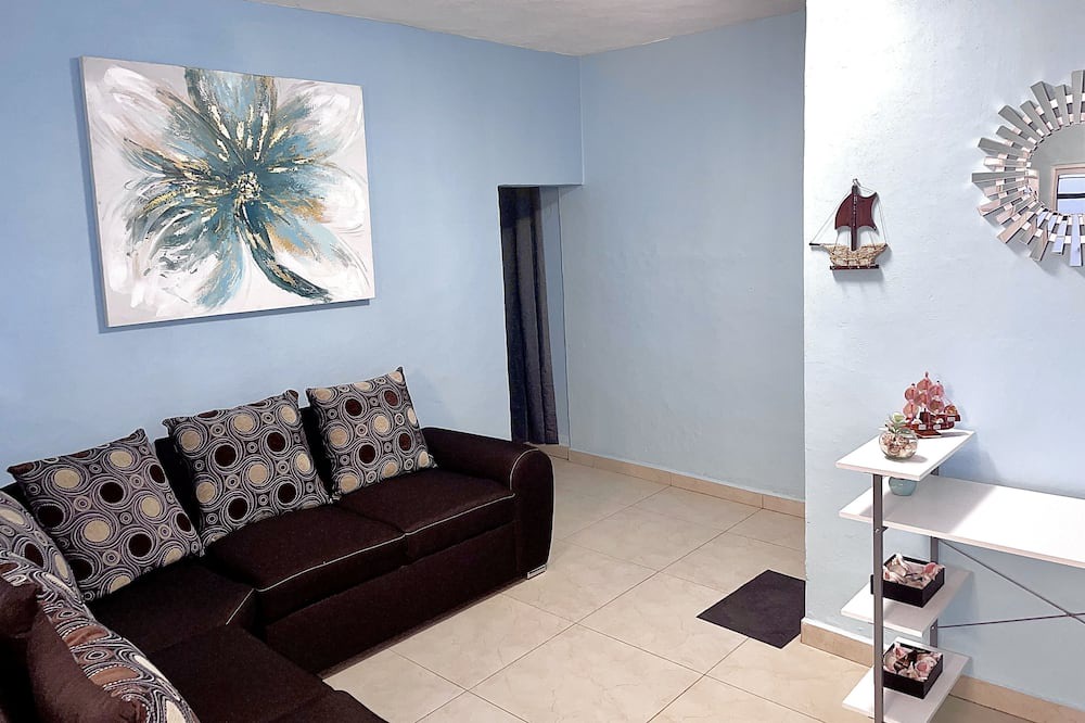 Photo of Livingroom in Santa Cruz