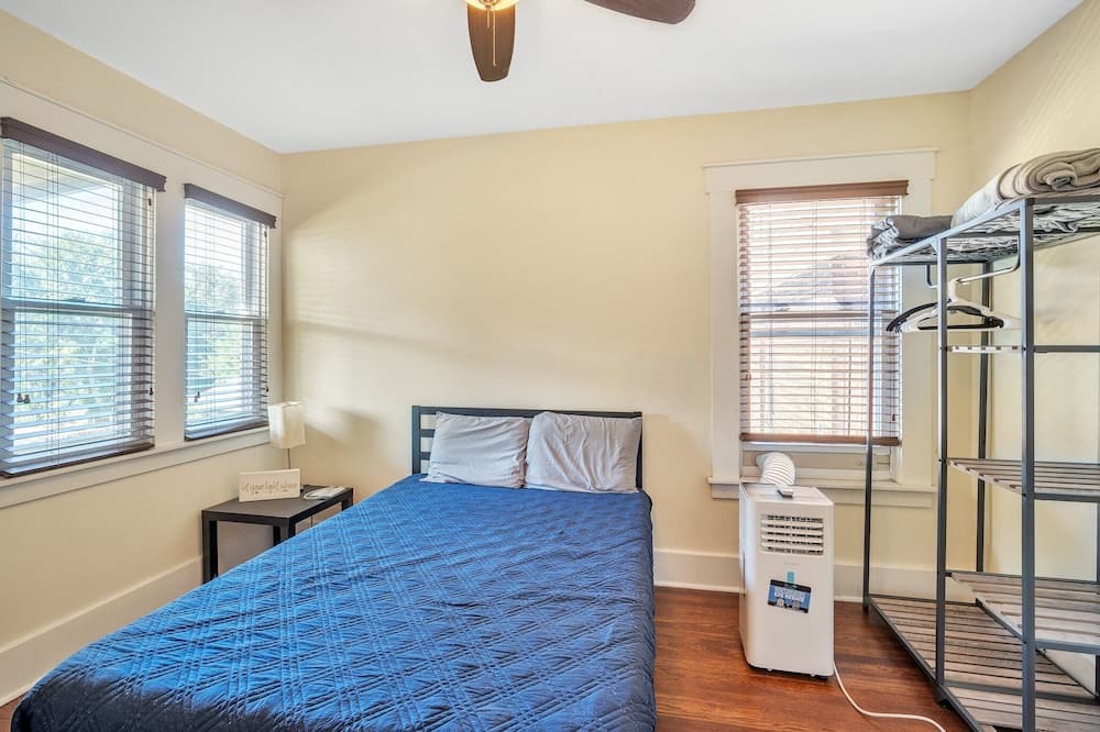 Photo of Bedroom in Mexicantown - Southwest Detroit