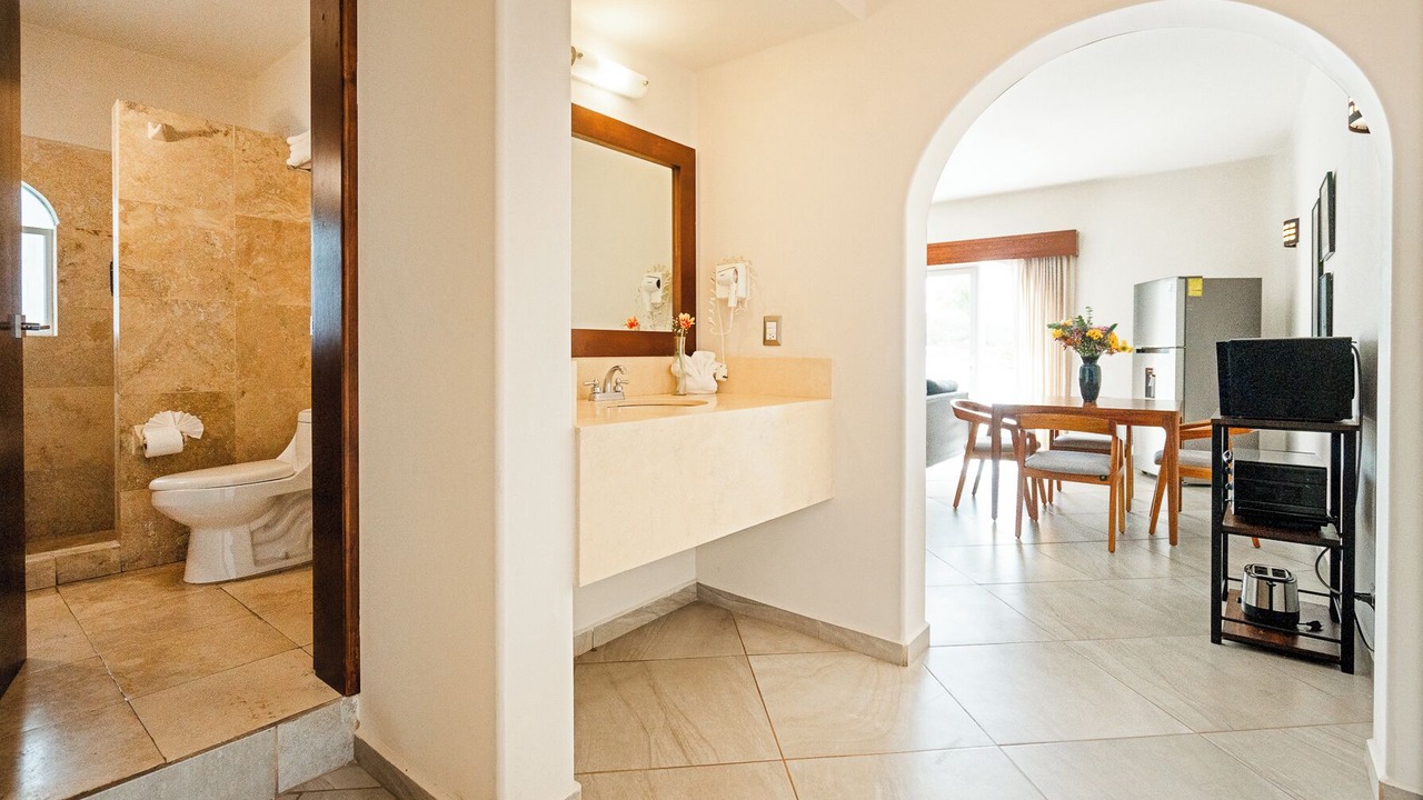 Photo of Bathroom in Colina del Sol