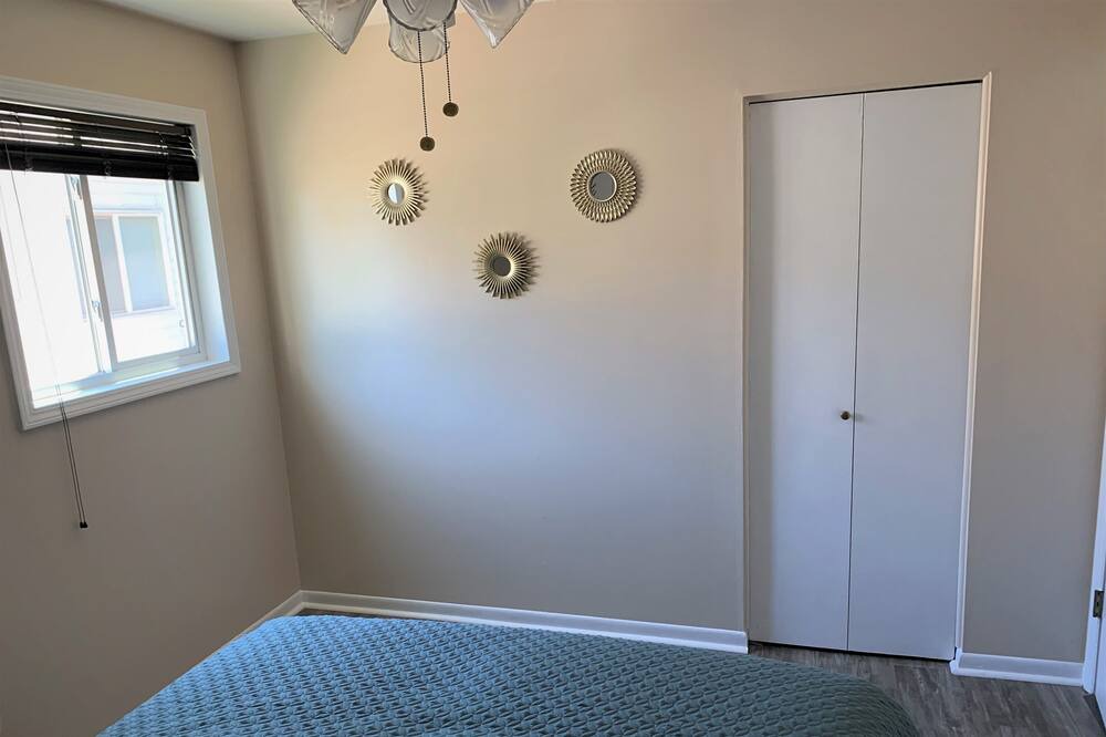 Photo of Bedroom in Madison Heights