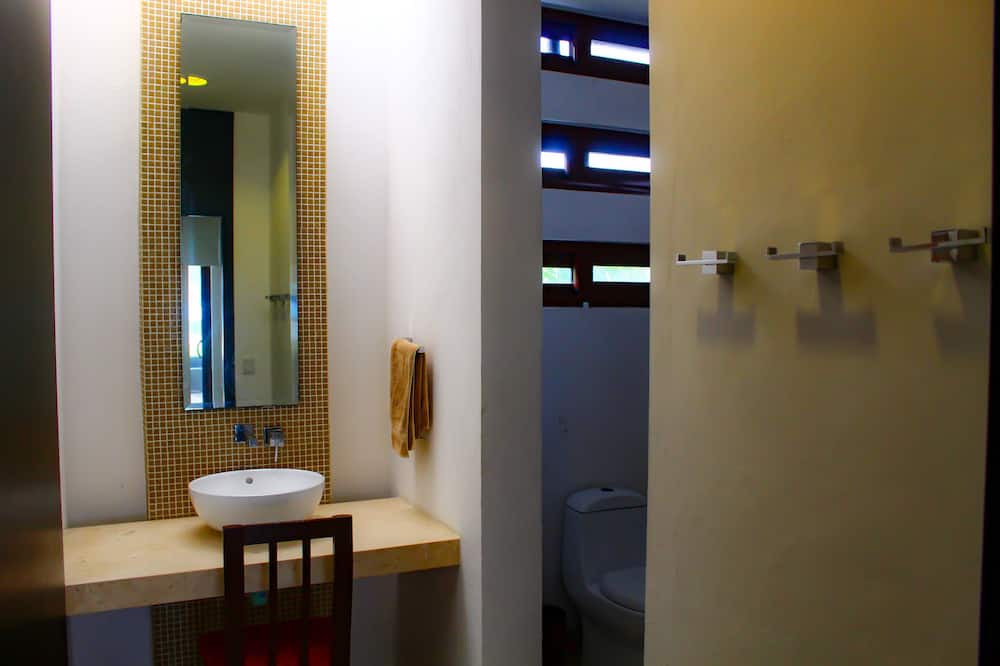 Photo of Bathroom in Telchac Puerto