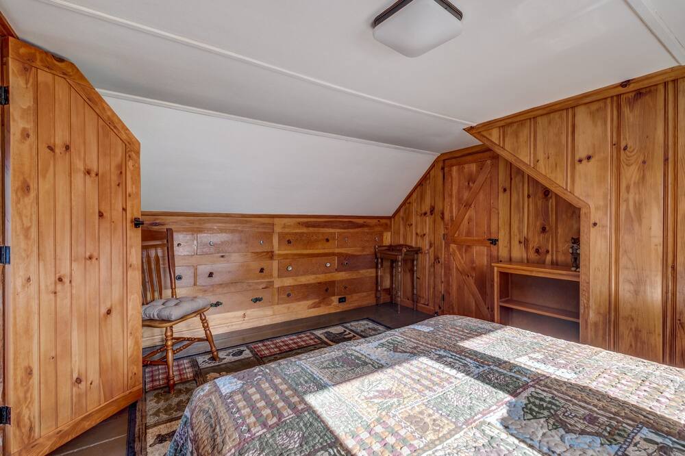 Photo of Bedroom in Rochester