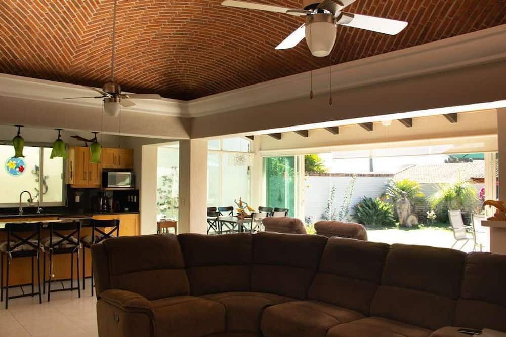 Photo of Livingroom in Ajijic