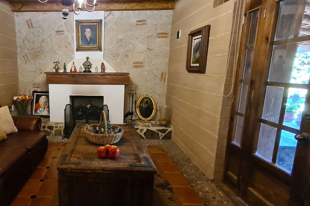 Photo of Livingroom in Atemajac de Brizuela