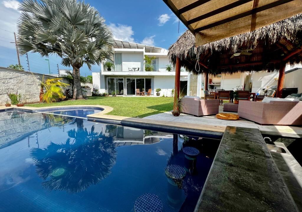 Photo of Outdoor in Flamingos