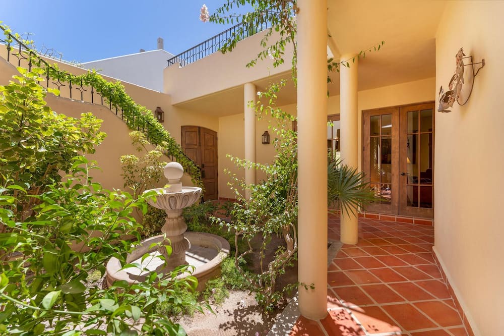 Photo of Outdoor in Loreto