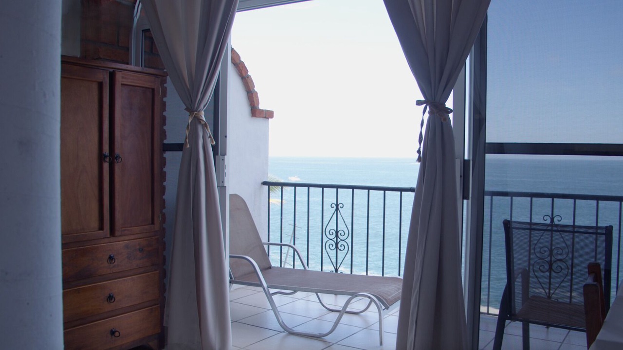 Photo of Bedroom in South Shore Hotel Area