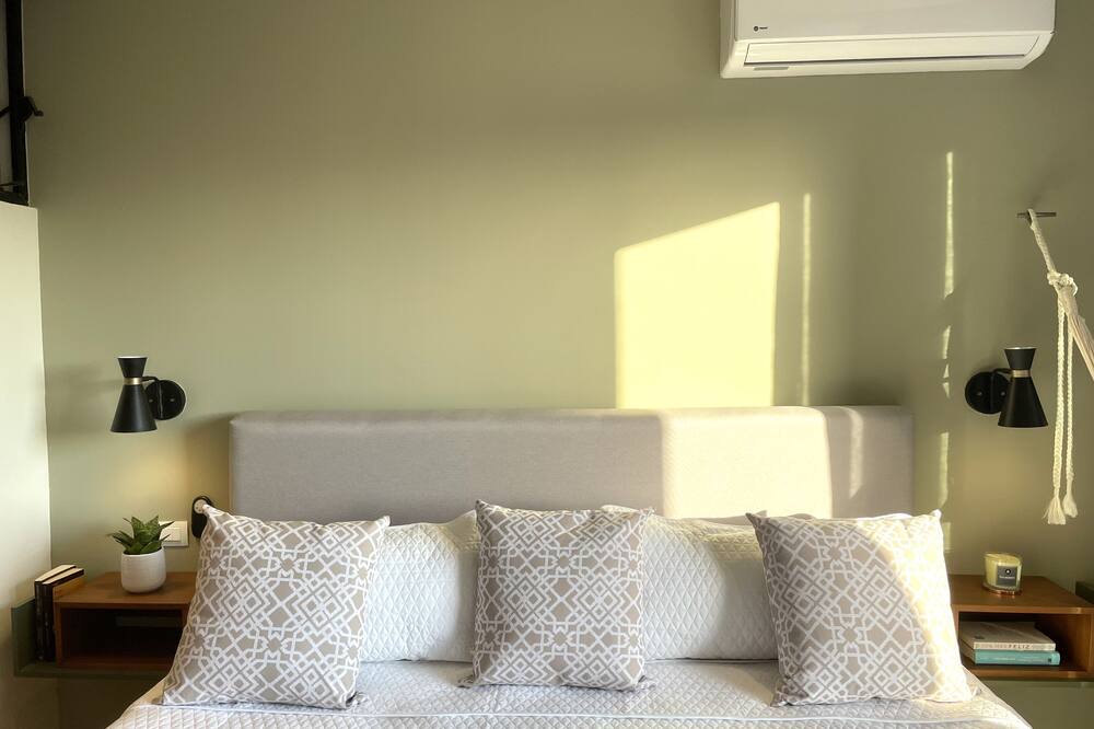 Photo of Bedroom in Montecarlo