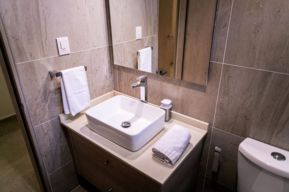 Photo of Bathroom in Reforma