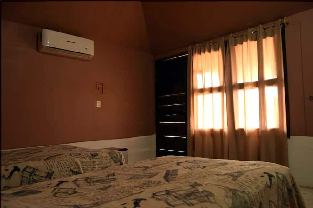 Photo of Bedroom in San Pedro Huamelula