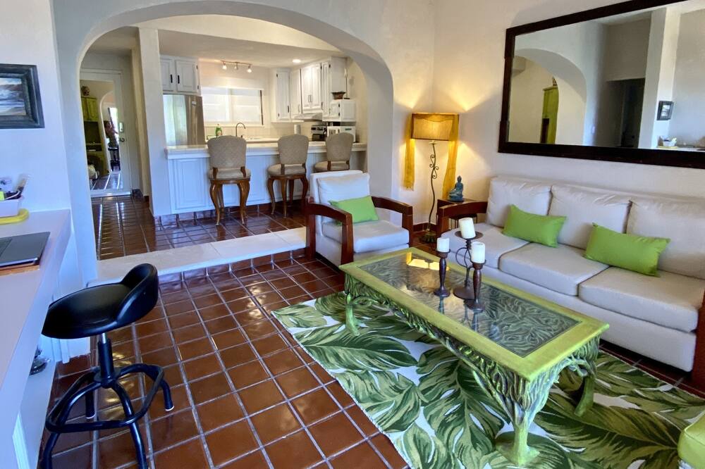 Photo of Livingroom in Santa Rosa