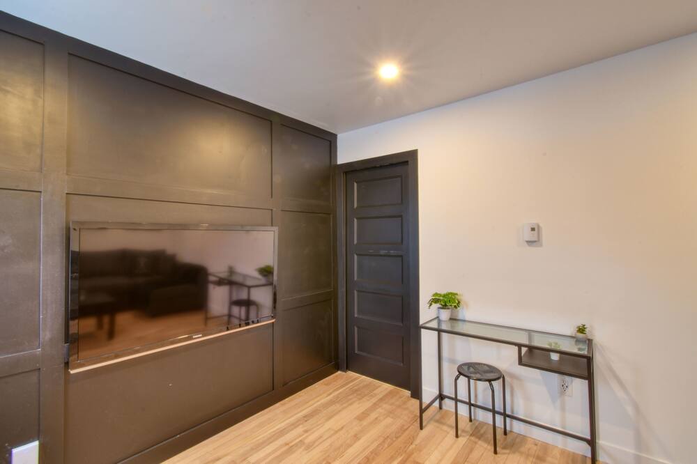Photo of Others in Mercier-Hochelaga-Maisonneuve