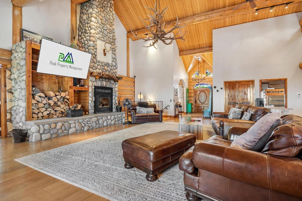 Photo of Livingroom in Hartsel