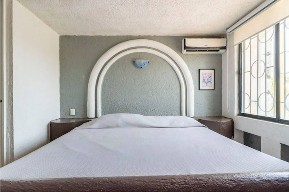 Photo of Bedroom in Puerto Marques