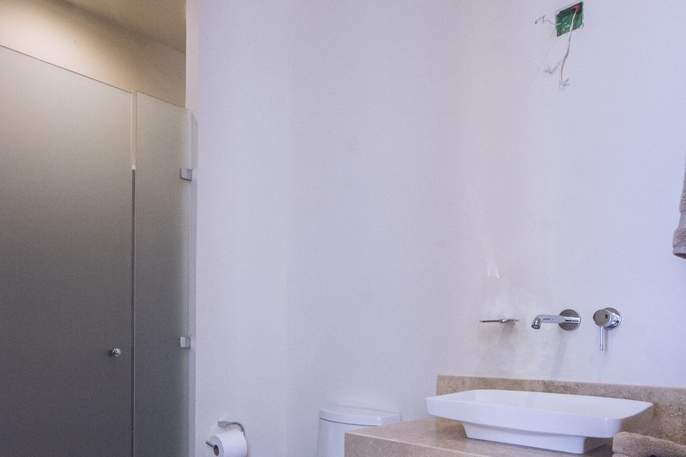 Photo of Bathroom in Miramar