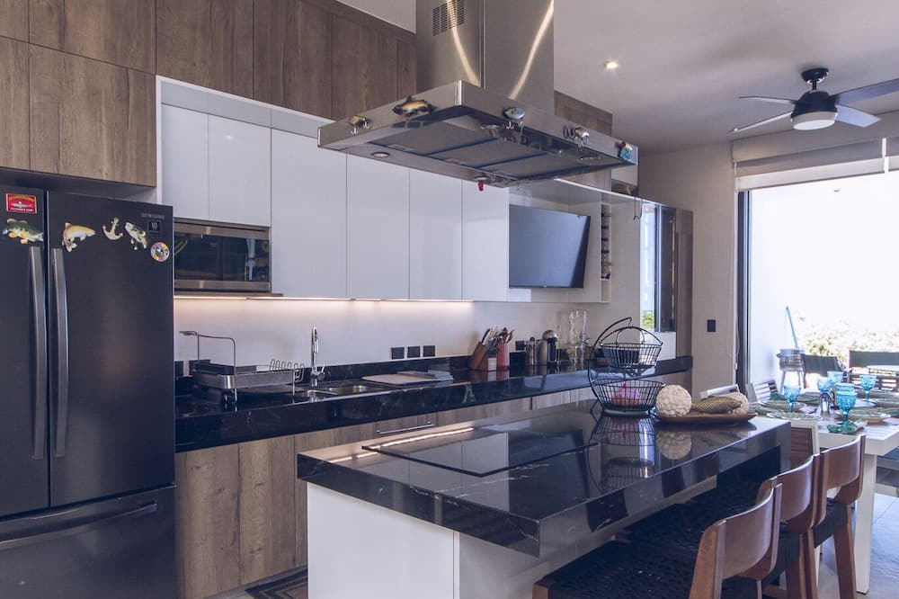 Photo of Kitchen in Miramar